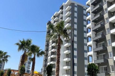 1+1 Apartment  in Tomuk, Mersin, Turkey No. 229966
