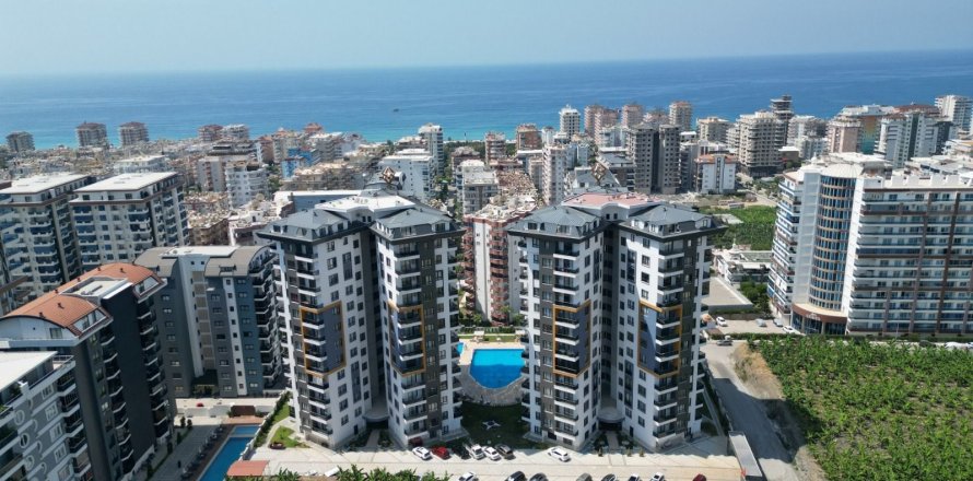 Квартира  1+1 в Махмутларе, Анталья, Турция №232542