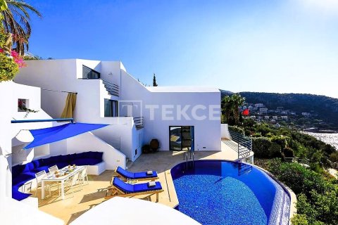 2+1 Villa  in Kas, Antalya, Türkei Nr. 226405 - 4