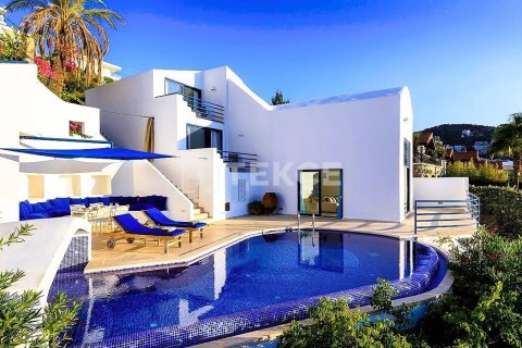 2+1 Villa  in Kas, Antalya, Türkei Nr. 226405 - 2