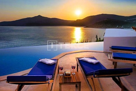 2+1 Villa  in Kas, Antalya, Türkei Nr. 226405 - 5