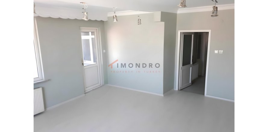 3+1 Apartment  in Fatih, Istanbul, Turkey No. 226870
