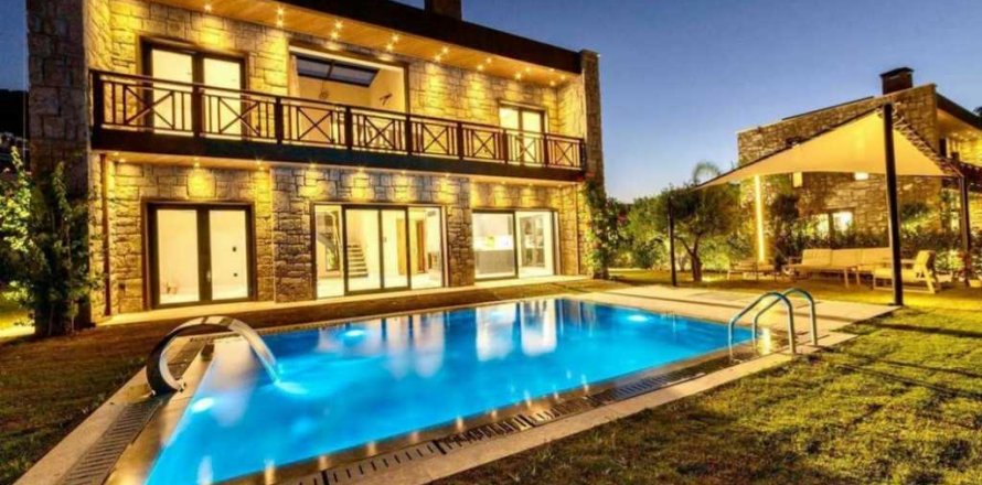 Villa 4+1 Yalıkavak, Muğla, Türkiye №234203