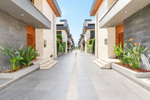 ویلا در  Antalya ، ترکیه 6 خوابه ، 450 متر مربع.  شماره 224767 - 2