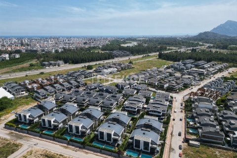 Villa  6+1  Antalya, Türkiye №224767