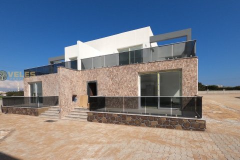 Продажа виллы  в Фамагусте, Северный Кипр 4+1, 240м2, №214010 – фото 15