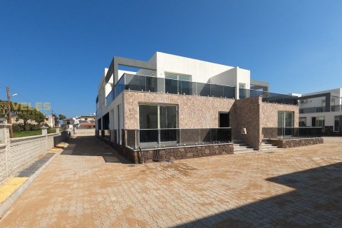 Продажа виллы  в Фамагусте, Северный Кипр 4+1, 240м2, №214010 – фото 17