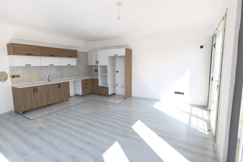 Продажа виллы  в Фамагусте, Северный Кипр 4+1, 240м2, №214010 – фото 3