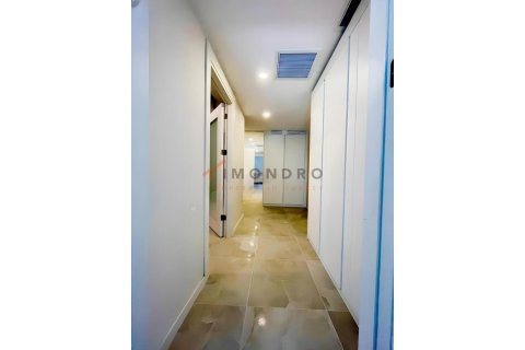 آپارتمان در Kadikoy، Istanbul ، ترکیه 3 خوابه ، 125 متر مربع. شماره 225191 - 21