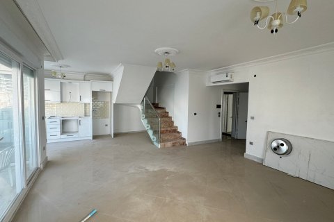 Продажа квартиры  в Махмутларе, Анталье, Турция 3+1, 145м2, №215359 – фото 1