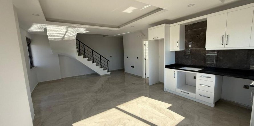 Daire   Oba, Antalya, Türkiye №215781