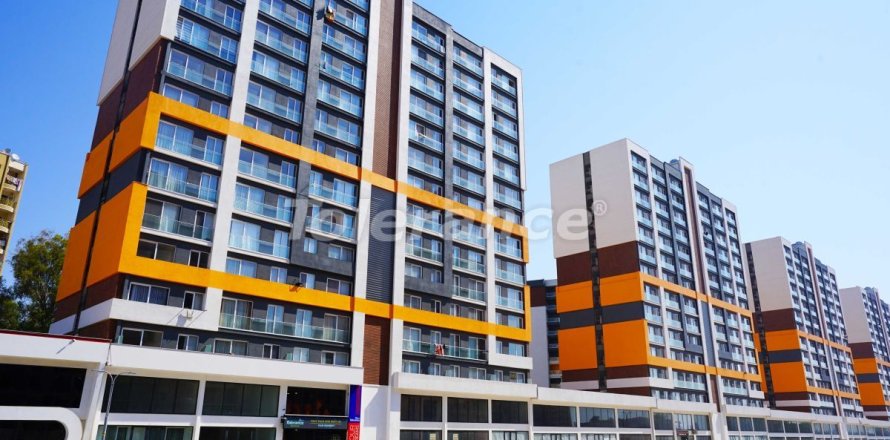 Commercial property in Kepez, Canakkale, Turkey No. 215777