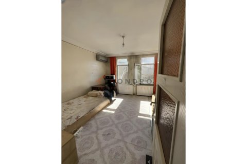 Продажа квартиры  в Фатихе, Стамбуле, Турция 3+1, 100м2, №227099 – фото 3