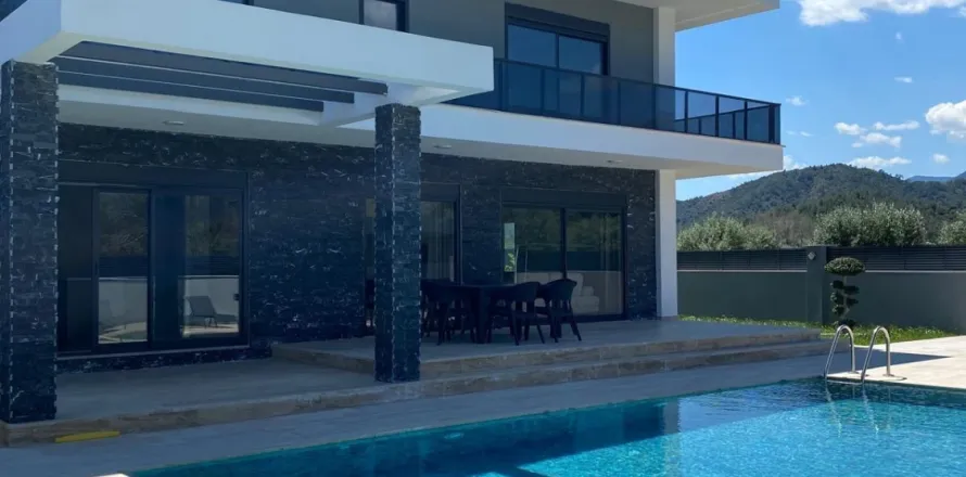 آپارتمان در  Aegean Region ، ترکیه 4 خوابه ، 280 متر مربع.  شماره 224097