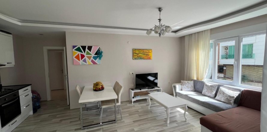 2+1 Apartment  in Alanya, Antalya, Turkey No. 216615