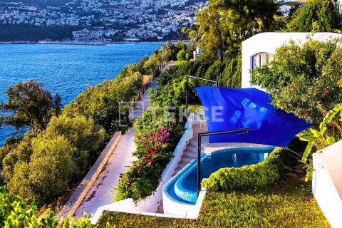 1+1 Villa  i Kas, Antalya, Tyrkia Nr. 226505