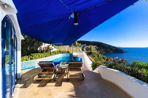 1+1 Villa i Kas, Antalya, Tyrkia Nr. 226505 - 3
