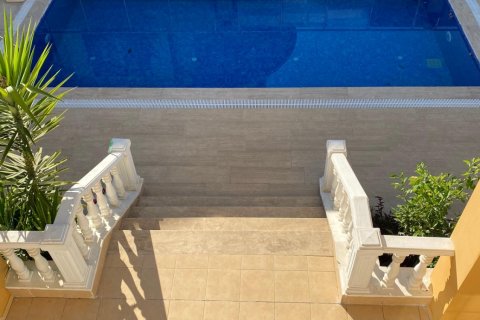 ویلا در  Kemer ، ترکیه 5 خوابه ، 250 متر مربع.  شماره 221513 - 6