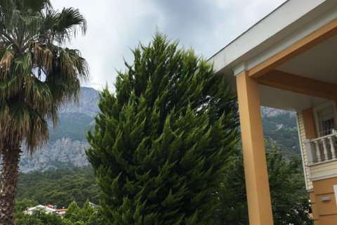 ویلا در  Kemer ، ترکیه 5 خوابه ، 250 متر مربع.  شماره 221513 - 10