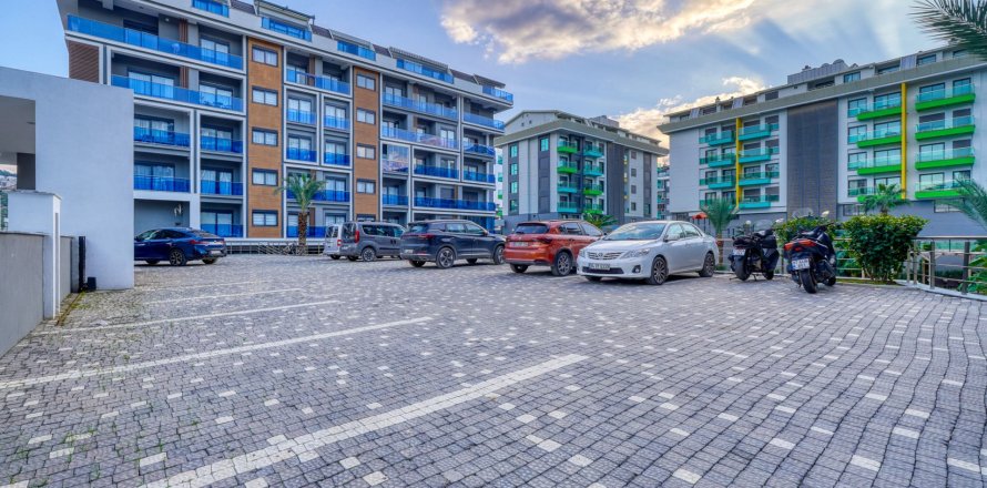 3+1 Leilighet  i Alanya, Antalya, Tyrkia Nr. 225285