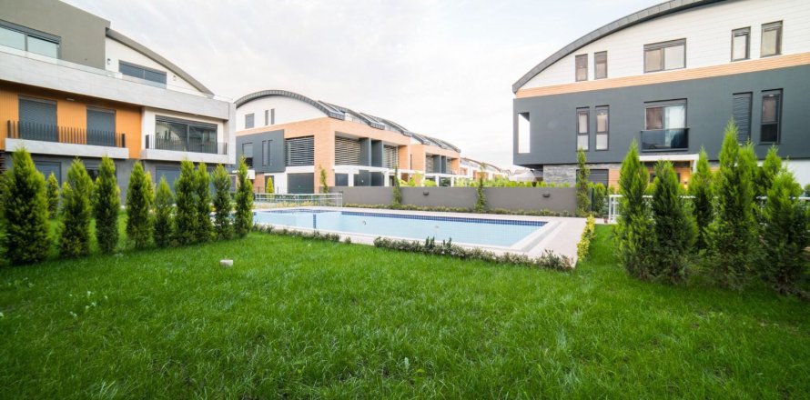7+1 Villa in Konyaalti, Antalya, Turkey No. 229641