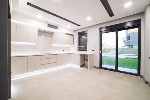 Villa for sale in Konyaalti, Antalya, Turkey, 7 bedrooms, 550m2, No. 229641 – photo 15