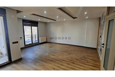 Продажа квартиры  в Анталье, Турция 2+1, 100м2, №215088 – фото 1