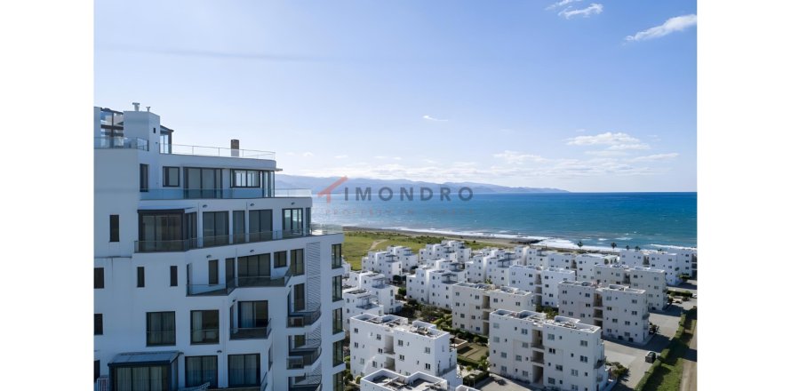 2+1 Apartment  in Gaziveren, Guzelyurt, Northern Cyprus No. 215093