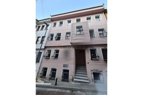 آپارتمان در Besiktas،  Istanbul ، ترکیه 2 خوابه ، 90 متر مربع.  شماره 225194