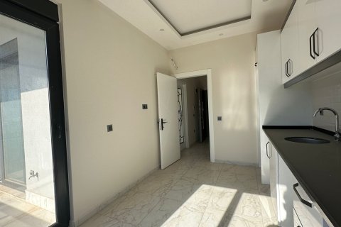 2+1 Wohnung  in Oba, Antalya, Türkei Nr. 215964 - 2