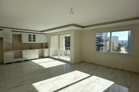 2+1 Apartment  in Tomuk, Mersin, Turkey No. 231320