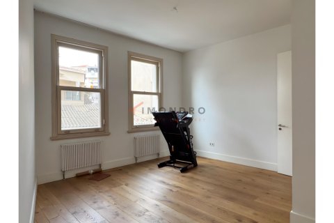 Продажа квартиры  в Бейоглу, Стамбуле, Турция 2+1, 152м2, №221845 – фото 12