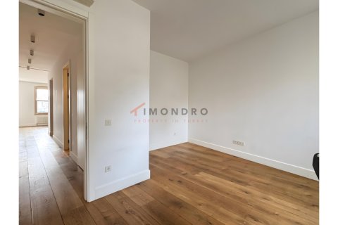 Продажа квартиры  в Бейоглу, Стамбуле, Турция 2+1, 152м2, №221845 – фото 20