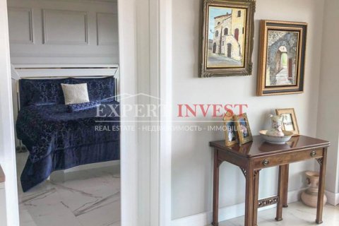 ویلا در  Alanya ، ترکیه 390 متر مربع.  شماره 221323 - 10