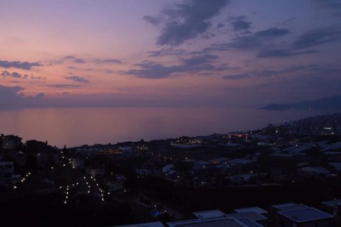 ویلا در  Alanya ، ترکیه 4 خوابه ، 280 متر مربع.  شماره 221324 - 2