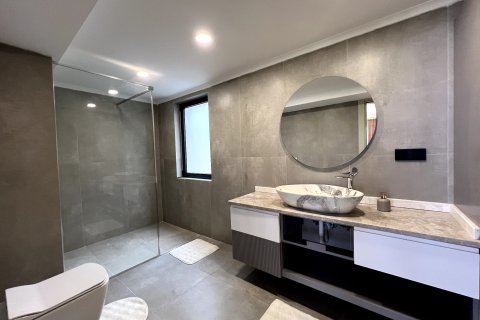 ویلا در  Alanya ، ترکیه 4 خوابه ، 280 متر مربع.  شماره 221324 - 7