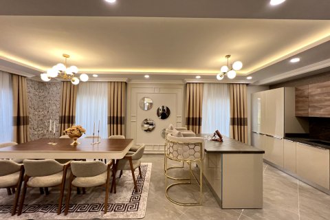 ویلا در  Alanya ، ترکیه 4 خوابه ، 280 متر مربع.  شماره 221324 - 21