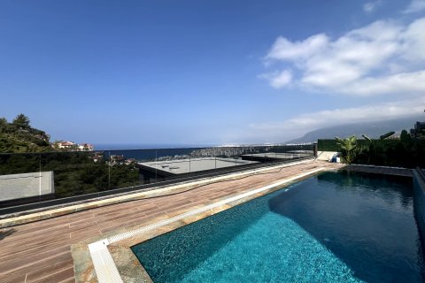 ویلا در  Alanya ، ترکیه 4 خوابه ، 280 متر مربع.  شماره 221324