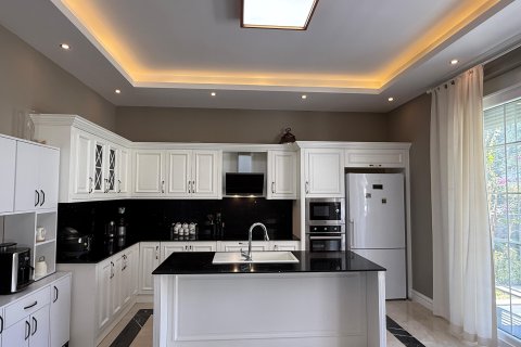 Продажа виллы  в Кемере, Анталье, Турция 4+1, 200м2, №221321 – фото 17