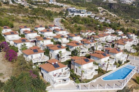 2+1 Villa  in Alanya, Antalya, Turkey No. 230949