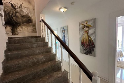 Продажа виллы  в Каргыджаке, Аланье, Анталье, Турция 3+1, 350.0м2, №213748 – фото 35