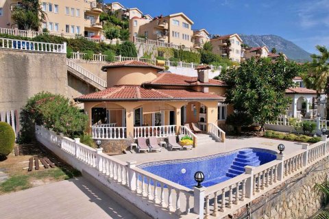 Продажа виллы  в Каргыджаке, Аланье, Анталье, Турция 4+1, 260.0м2, №213750 – фото 1