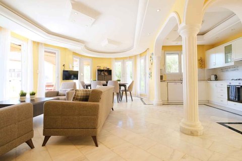 Продажа виллы  в Каргыджаке, Аланье, Анталье, Турция 4+1, 260.0м2, №213750 – фото 25