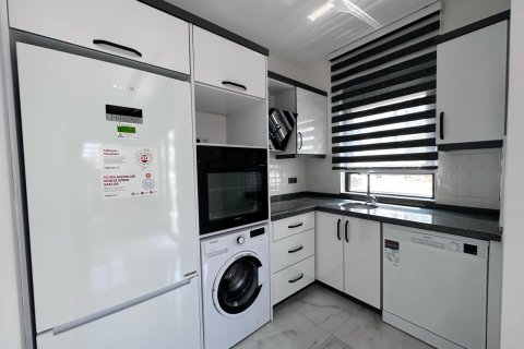 Продажа квартиры  в Аланье, Анталье, Турция 1+1, 55м2, №212096 – фото 1