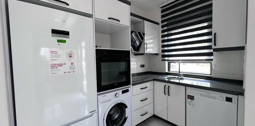 Квартира  1+1 в Аланье, Анталья, Турция №212096