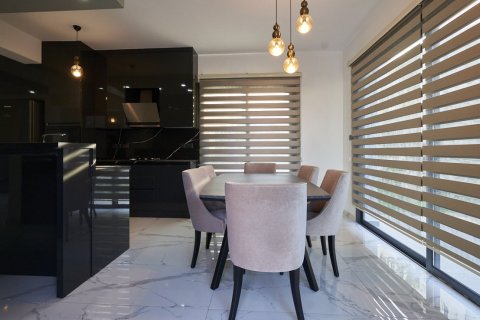 Продажа виллы  в Озанкое, Гирне, Северный Кипр 3+1, 190м2, №214508 – фото 9