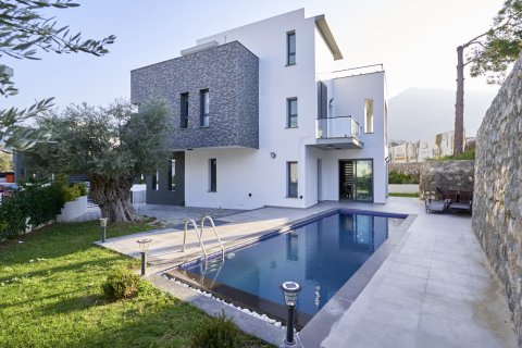 Продажа виллы  в Озанкое, Гирне, Северный Кипр 3+1, 190м2, №214508 – фото 8