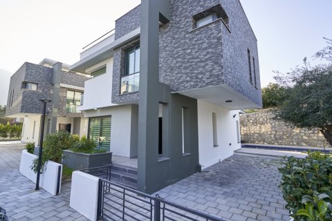 Продажа виллы  в Озанкое, Гирне, Северный Кипр 3+1, 190м2, №214508 – фото 5