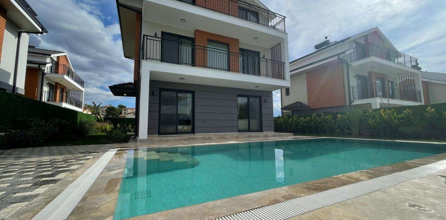 4+1 Villa  i Fethiye, Mugla, Tyrkia Nr. 233637