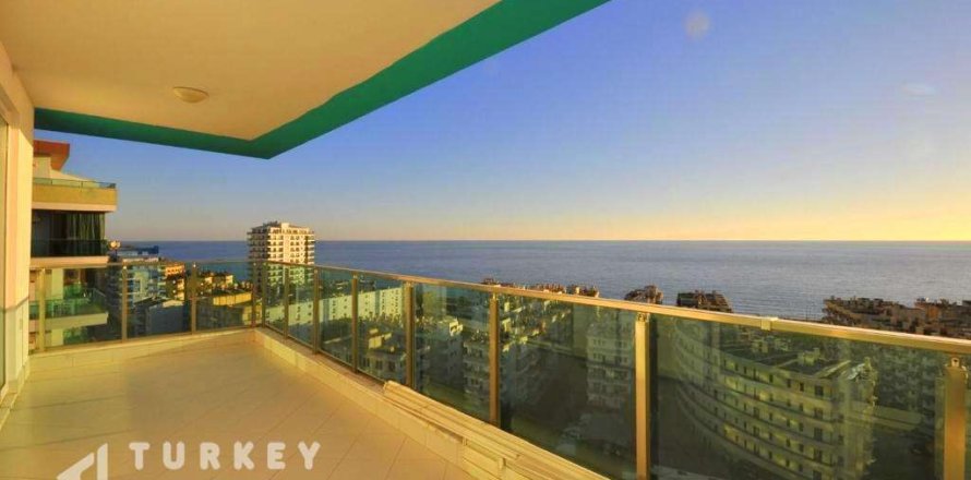 3+1 Takleilighet  i Alanya, Antalya, Tyrkia Nr. 233634
